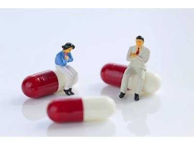 マリン薬局の写真1枚目：横浜市西区浅間町にある地域密着型の薬局です