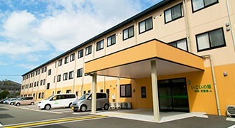住宅型有料老人ホーム いこいの里 本城弐番館(介護職/ヘルパーの求人)の写真:住宅型有料老人ホームいこいの里本城弐番館外観