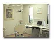 おだ歯科医院の写真2枚目:柔らかな光が入り込む落ち着いた診療所です。