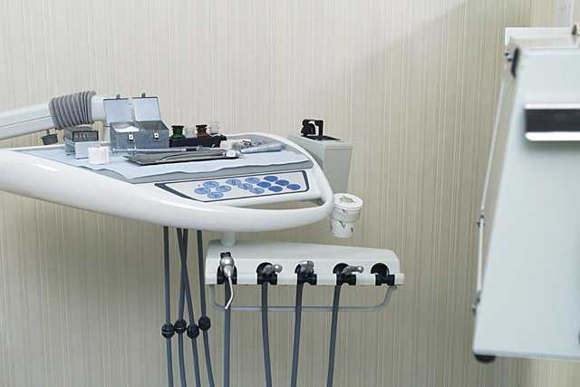 日吉ステーションビル歯科(歯科医師の求人)の写真3枚目:ステーションビル歯科のポリシーは「通院するなら歯科医院は、ステーションビル歯科。勤務するならステーシ