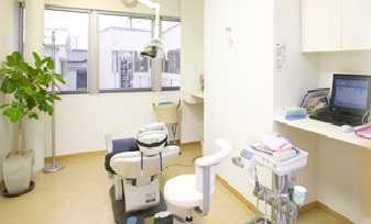 医療法人 幸咲会 橋本歯科医院【訪問診療】の写真2枚目:インプラント、矯正など自身のスキルアップに繋がる環境。
開業支援も行います