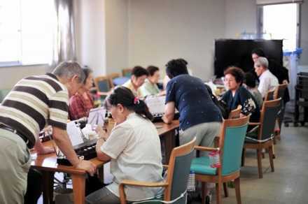 リハビリ&フィットネスライズの写真2枚目:あなたの笑顔でご利用者様を安心させてあげて下さい☆