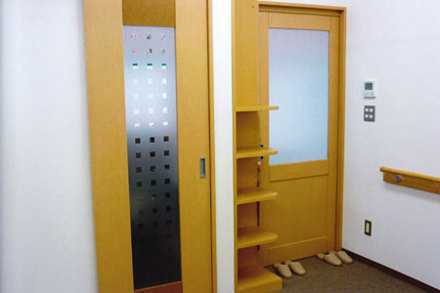 こばやし鍼灸マッサージ院の写真2枚目:新装オープンしたてですので新しい治療院です