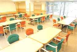 港区立特別養護老人ホームサン・サン赤坂の写真2枚目:広々とした食堂があります