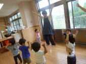 西寺尾保育園の写真5枚目：園内も綺麗で広々