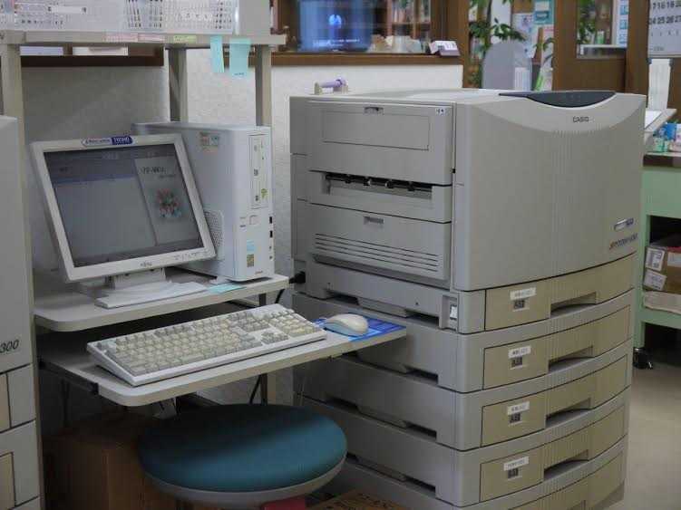 すずらん調剤薬局の写真7枚目：薬袋発行機です