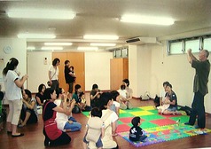 さくら保育園 駒場ルーム(保育士の求人)の写真:広くて綺麗な保育園です