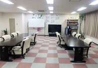 デイサービスセンターこのまち四谷の写真2枚目:デイルームは広くゆったりしています