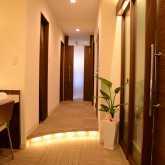 美馬メディカルエステの写真3枚目:女性専用サロンのため、サロン内は落ち着いた色調・雰囲気