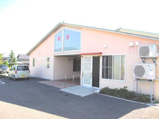 デイサービスセンター暖家大町(介護職/ヘルパーの求人)の写真:マッサージや機能訓練クラブ活動などを行うデイサービスセンターです
