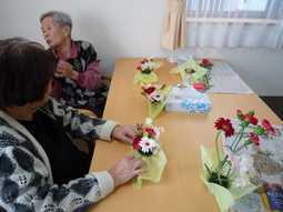 トルチェ井高野【夜勤専従】の写真5枚目：フラワーアレンジメント