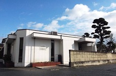 渡辺歯科医院(歯科衛生士の求人)の写真:植田駅から徒歩2分の歯科医院です