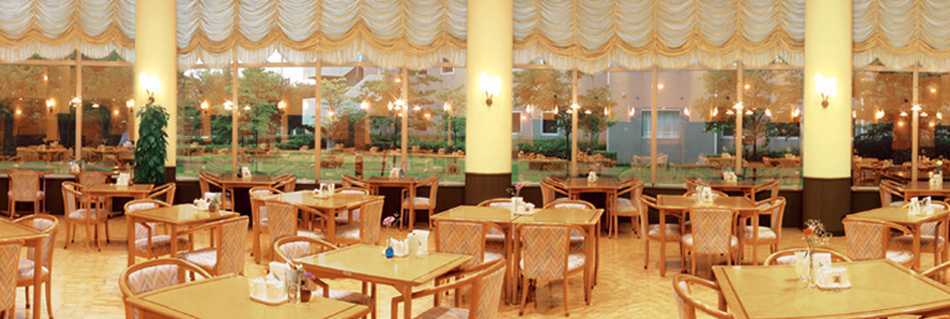 介護付有料老人ホーム　アメニティーライフ八王子（看護師/准看護師の求人）の写真2枚目：20年経ったとは思えないほど明るく清潔なホームです