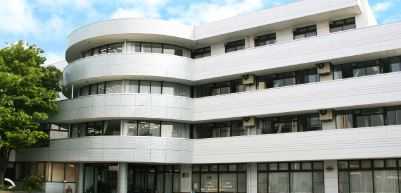 西尾老人保健施設(管理栄養士/栄養士の求人)の写真:西尾駅から徒歩7分の通いやすい立地です