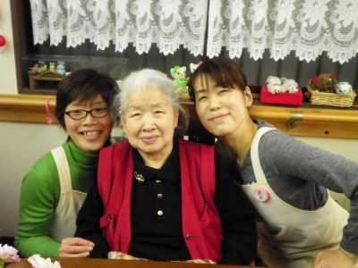 デイサービス シンシアの写真4枚目:毎日利用者様とスタッフの笑顔があふれています