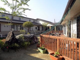 住宅型有料老人ホームにこにこ(介護職/ヘルパーの求人)の写真:地域の健康と安心を支えるサービスを提供しています