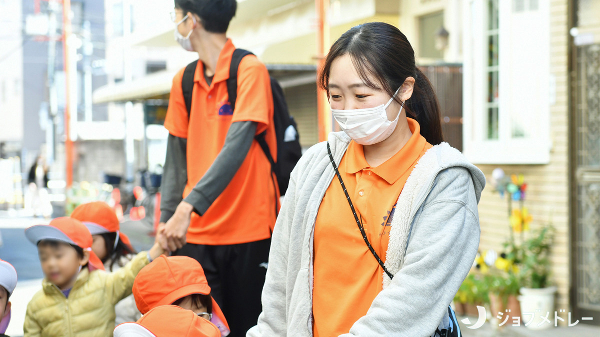 サンライズキッズ保育園　北区園の写真5枚目：さまざまな社員研修や勉強会の機会を設けています☆