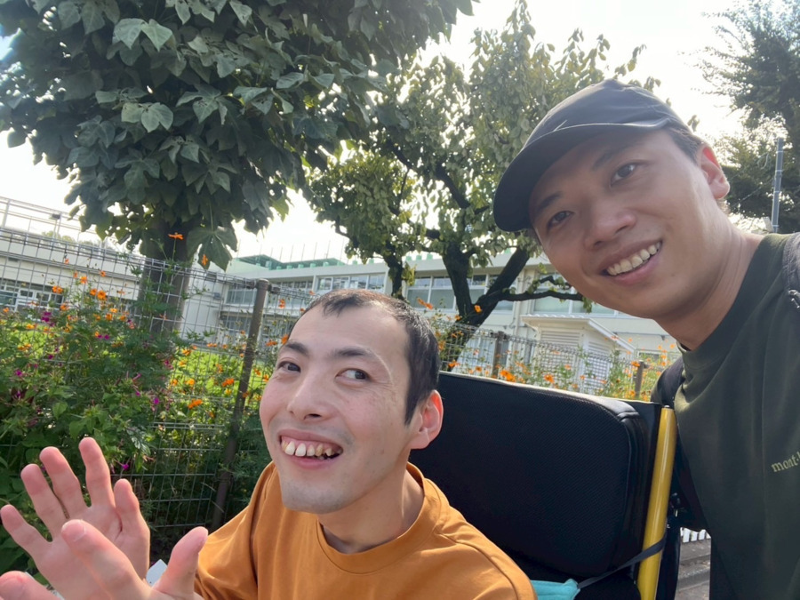 障害福祉サービス事業所ピーカン(生活支援員の求人)の写真:男性ヘルパー活躍中!