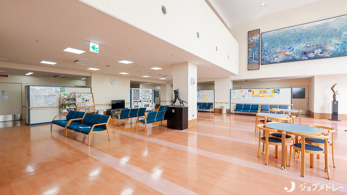 明和記念病院（看護師/准看護師の求人）の写真5枚目：日々多くの方が訪れる、地域に密着した病院です