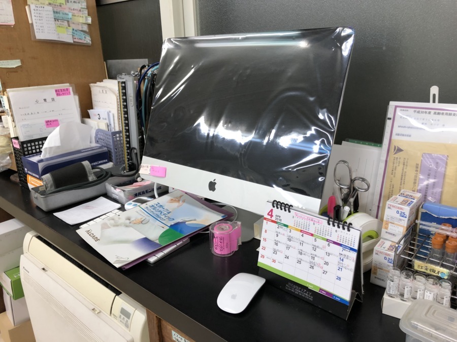 おかのクリニック(看護師/准看護師の求人)の写真5枚目:当院の電子カルテは、Macなのです!