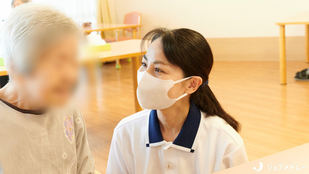 介護老人保健施設聖和苑(介護職/ヘルパーの求人)の写真10枚目:丁寧な接遇に努めています