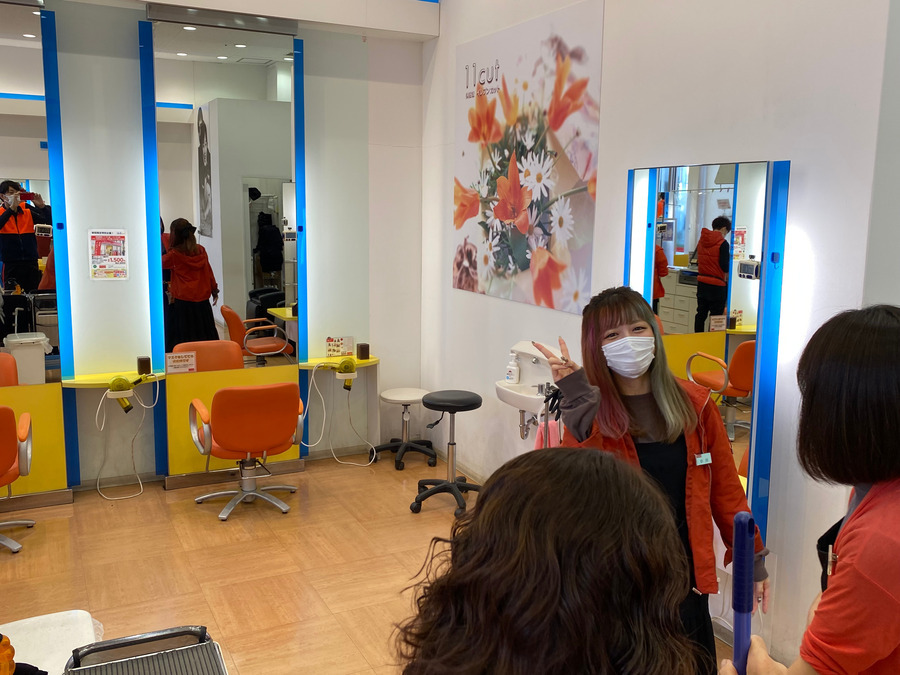 イレブンカット　イオン貝塚店（美容師の求人）の写真3枚目：