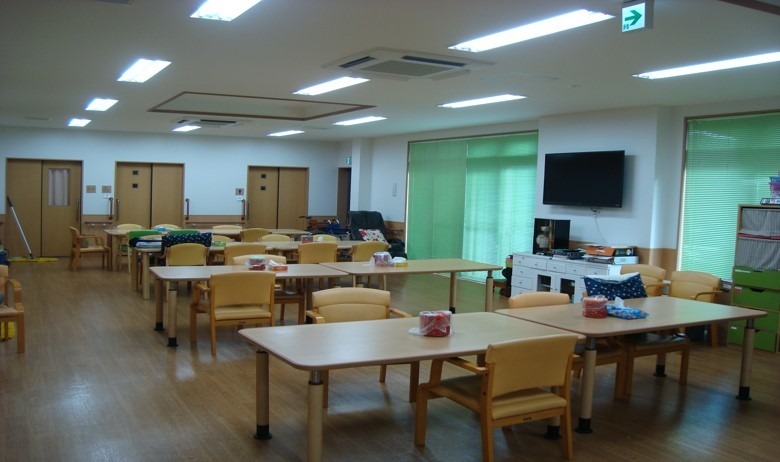 あいせいデイサービスセンター（介護職/ヘルパーの求人）の写真3枚目：