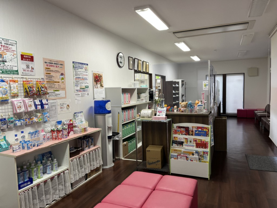さくら薬局 のくぼ店（薬剤師の求人）の写真2枚目：さくら薬局 のくぼ店の内観1