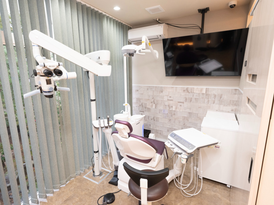 小野瀬歯科医院（歯科医師の求人）の写真8枚目：個室の診療室のため、治療に集中できます◎