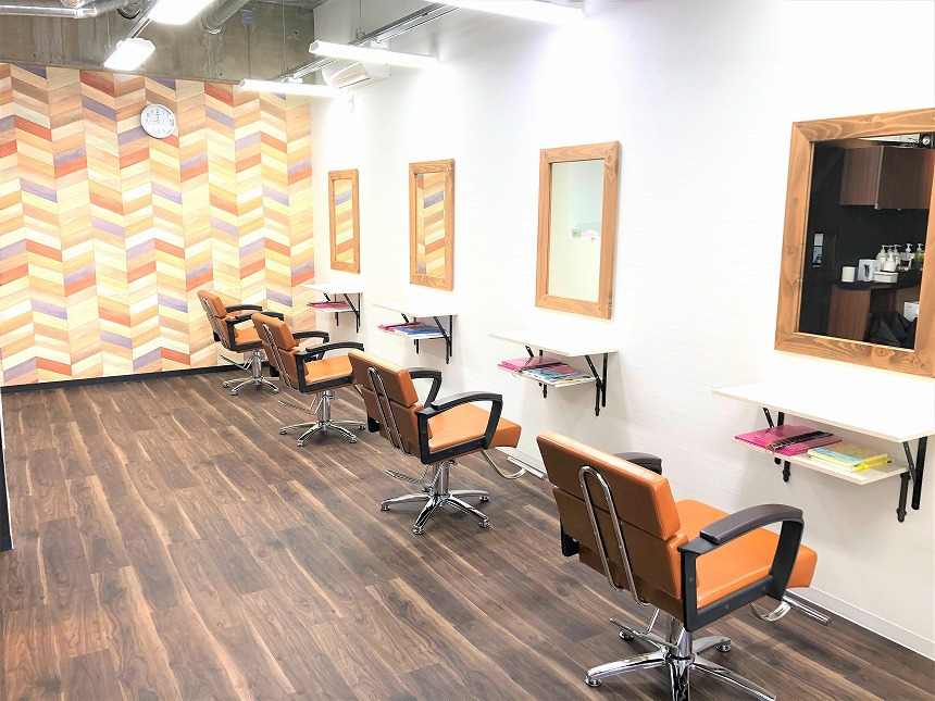  ヘアカラー専門店　カラープラス鏡島店の写真5枚目：