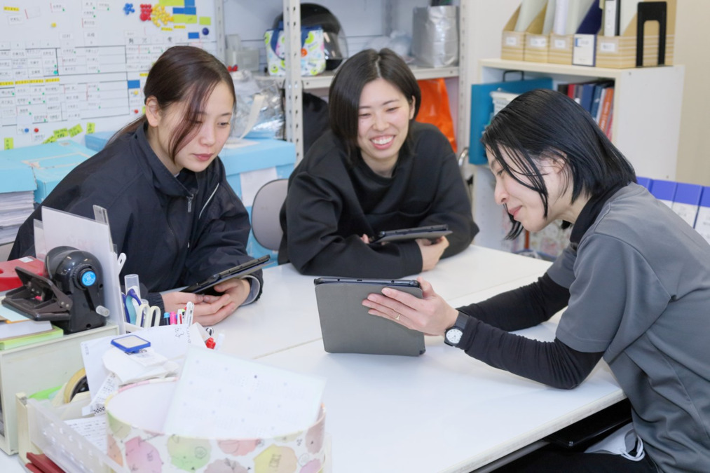 トータルライフケア用賀　訪問看護ステーション（医療事務/受付の求人）の写真4枚目：事務を含め他職種連携も積極的に行っています。