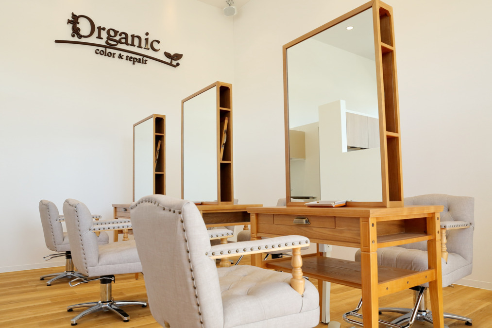 カラー専門店(白髪染め専門) オーガニックカラー白髪染めカラー専門店 Organic ベイシア阿見店(美容師の求人)の写真5枚目: