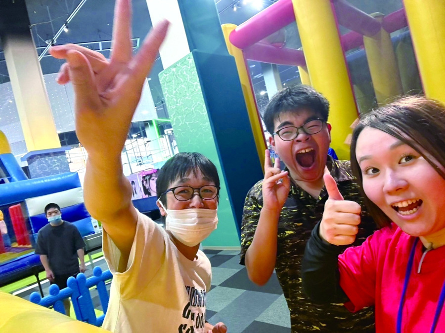 放課後等デイサービス 能力探求スクール ジーニアス 豊田荒井校（介護タクシー/ドライバーの求人）の写真2枚目：