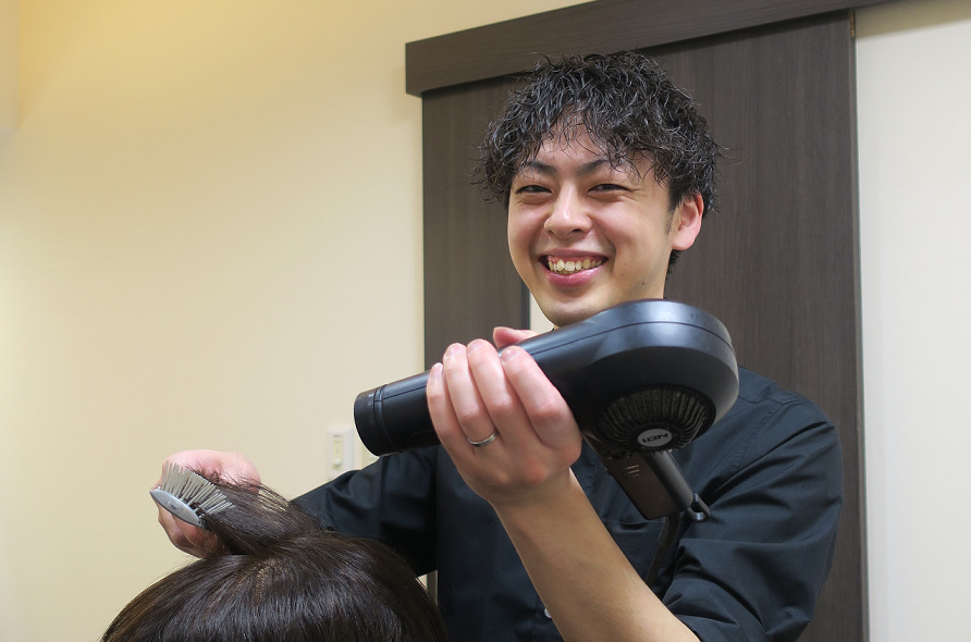スヴェンソン湘南藤沢スタジオ（美容師の求人）の写真2枚目：