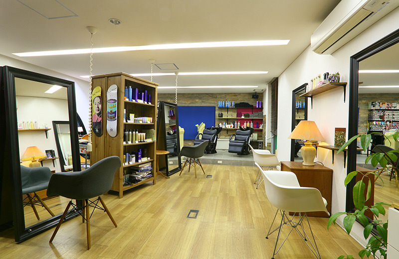 HAIRSALoN THE NAKEDの写真