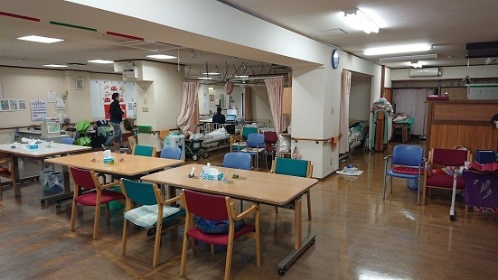 千里丘いやし園（介護タクシー/ドライバーの求人）の写真2枚目：