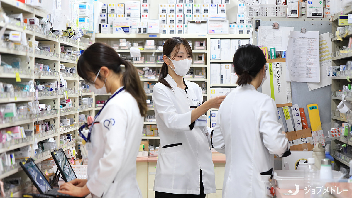 アイランド薬局 境町店(薬剤師の求人)の写真10枚目:スタッフ同士で助け合う風土があります