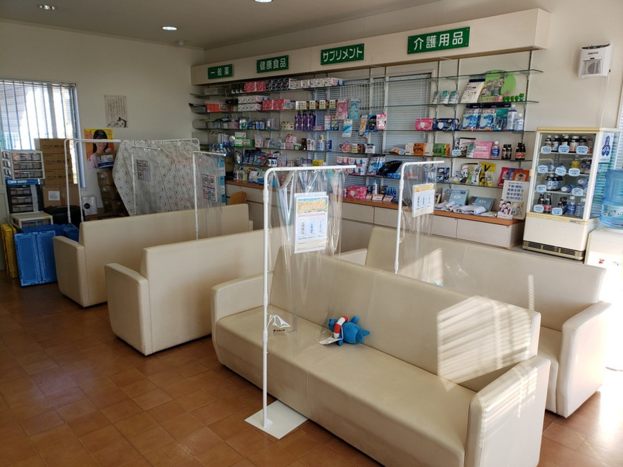 みやこ薬局 南古谷店（薬剤師の求人）の写真2枚目：みやこ薬局 南古谷店の内観