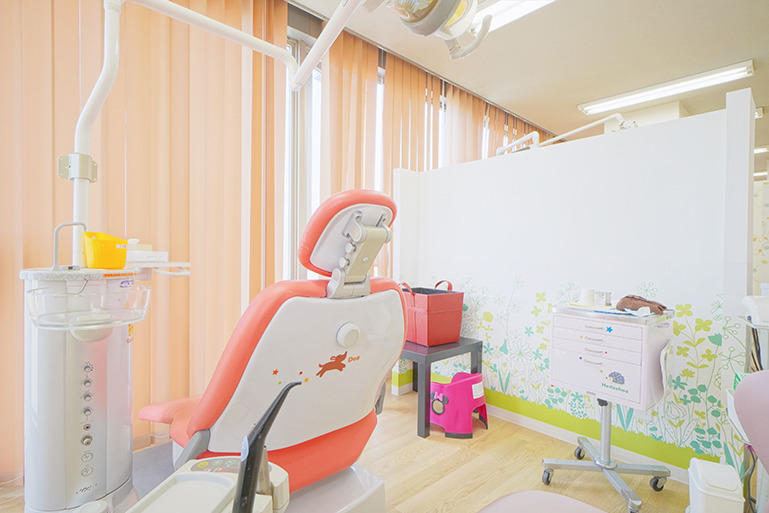戸田ファミリー歯科の写真4枚目：勤務時間
平日18時40分
土曜17時10分まで！！