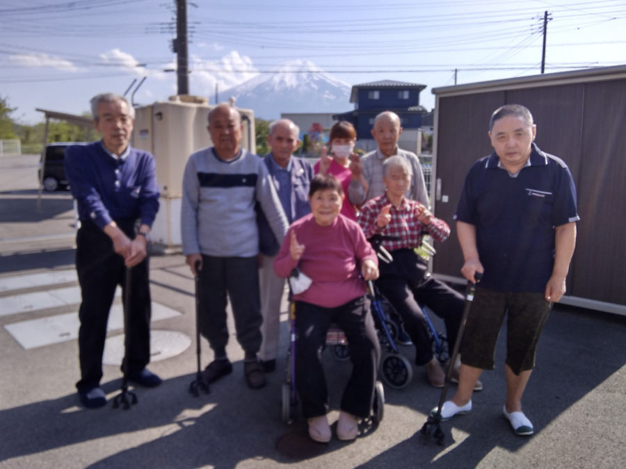 フロンティアの介護　富士の憩（介護職/ヘルパーの求人）の写真3枚目：