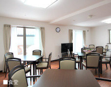 介護付き有料老人ホーム　ふるーら高部（介護職/ヘルパーの求人）の写真3枚目：