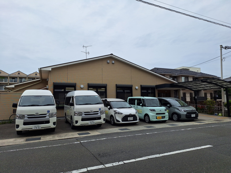 あんずデイサービス伊丹（介護職/ヘルパーの求人）の写真3枚目：