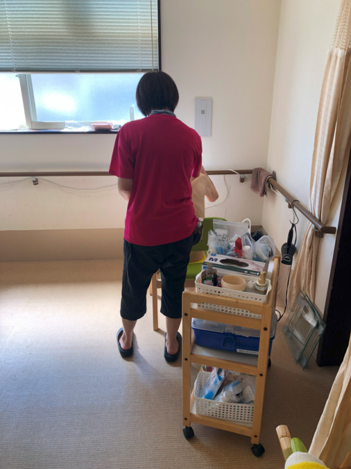 香住ヶ丘リハビリデイサービスセンター（看護師/准看護師の求人）の写真5枚目：処置の様子①
