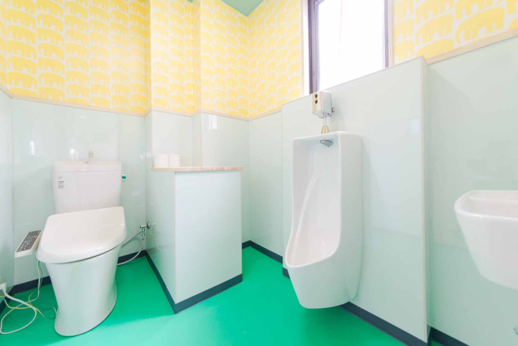 放課後等デイサービス 森のふくろうの写真4枚目：トイレは共用です