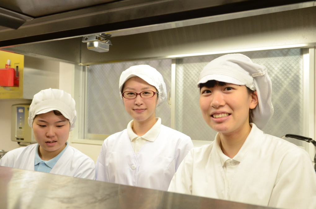 蓮美幼児学園千里丘北キンダースクール（調理師/調理スタッフの求人）の写真：