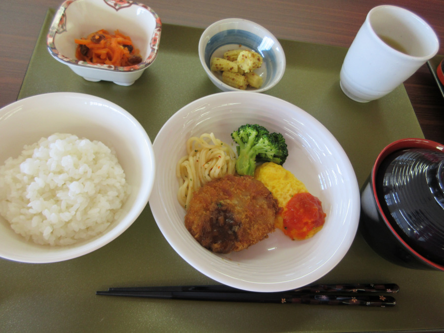 自律介護　デイライフケアあゆみ　桶川店（調理師/調理スタッフの求人）の写真4枚目：