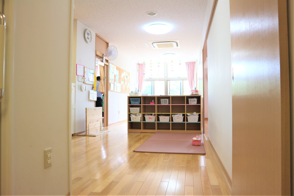 株式会社トットメイト　さくら保育所　掛川東病院内小規模託児所の写真3枚目：