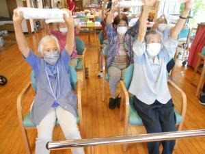 小倉南ケアセンター和が家（理学療法士の求人）の写真3枚目：楽しく、元気に、活動意欲を高めながら、利用者の運動をサポートします