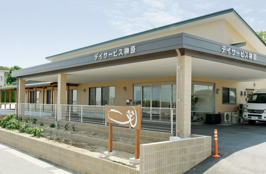 スリーエスメディカル有限会社　介護老人保健施設榊原内の厨房の写真1枚目：