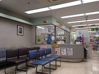 龍生堂新宿店（薬剤師の求人）の写真2枚目：龍生堂新宿店の内観